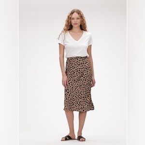 Gap EUC Leopard Animal Print Midi Skirt Size M A-Line Elastic Waist Flawy